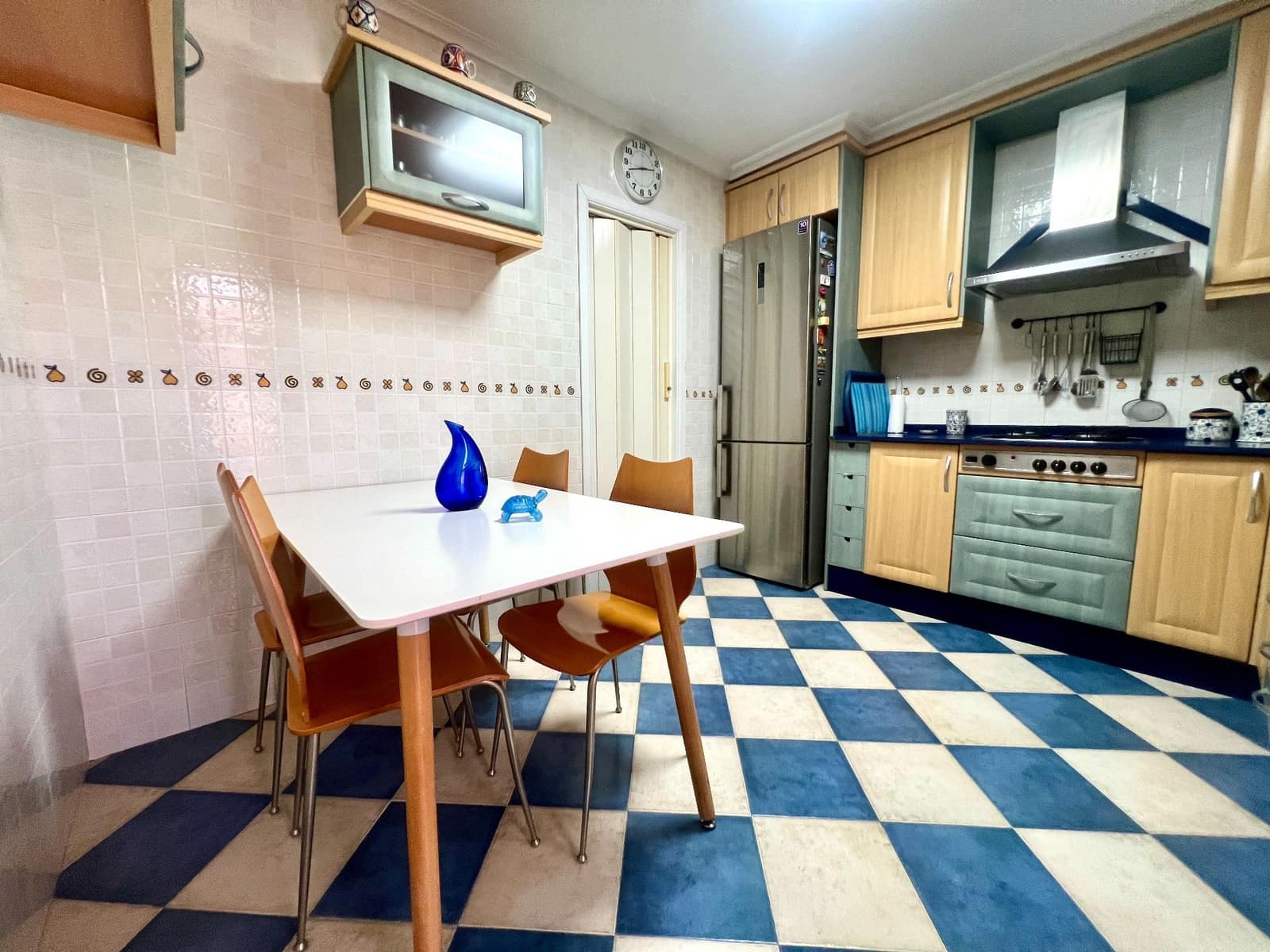 5 quarto Bungalow para venda em Alicante cidade com piscina garagem - 455 000 € (Ref: 9796838)