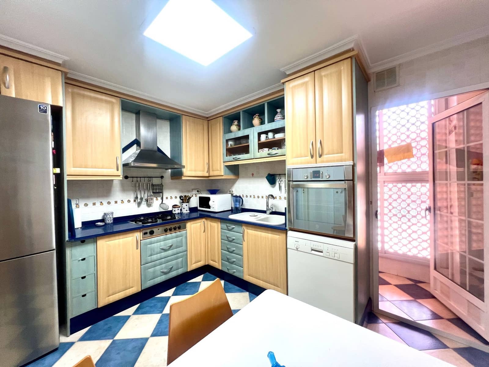 5 quarto Bungalow para venda em Alicante cidade com piscina garagem - 455 000 € (Ref: 9796838)