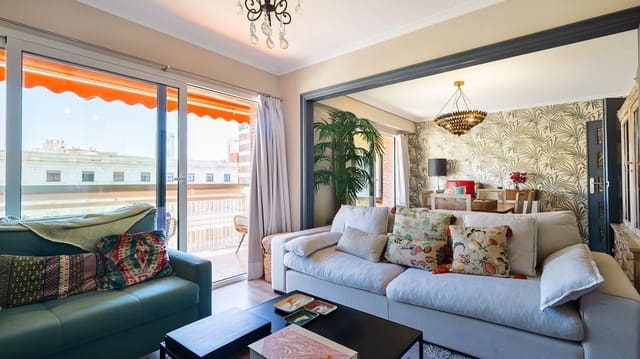 4 soveværelse Lejlighed til salg i Barrio del Centro, Alicante by - € 649.000 (Ref: 9824755)