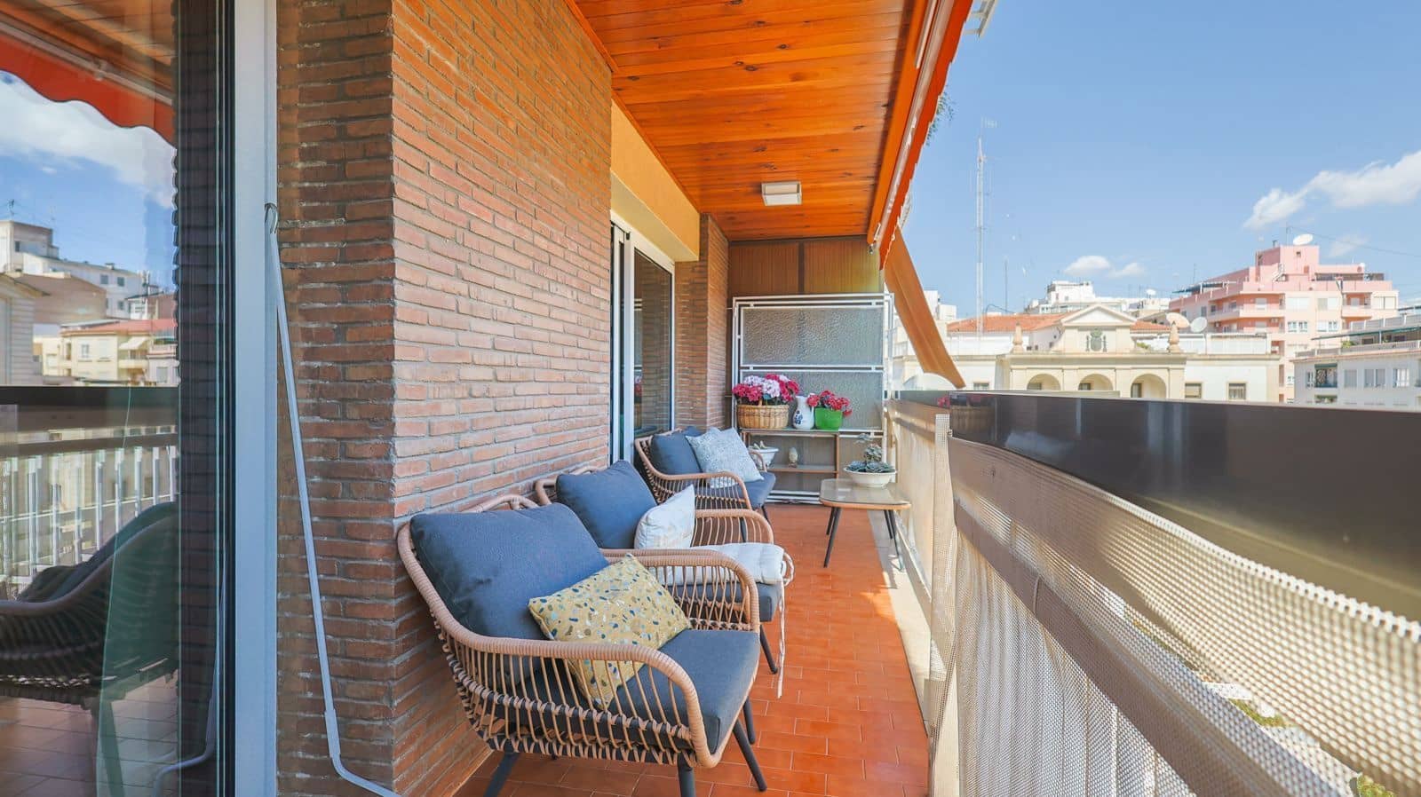 4 soveværelse Lejlighed til salg i Alicante by - € 649.000 (Ref: 9824755)