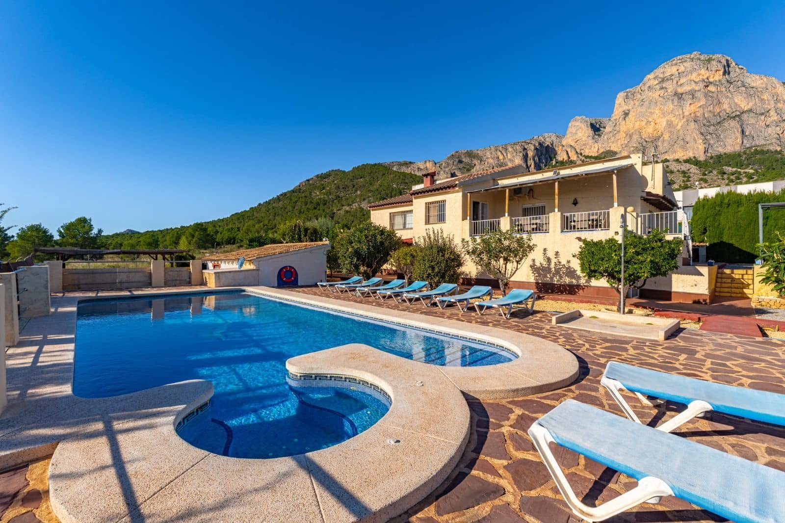 6 camera da letto Villa in vendita in La Nucia con piscina garage - 765.000 € (Rif: 9833336)