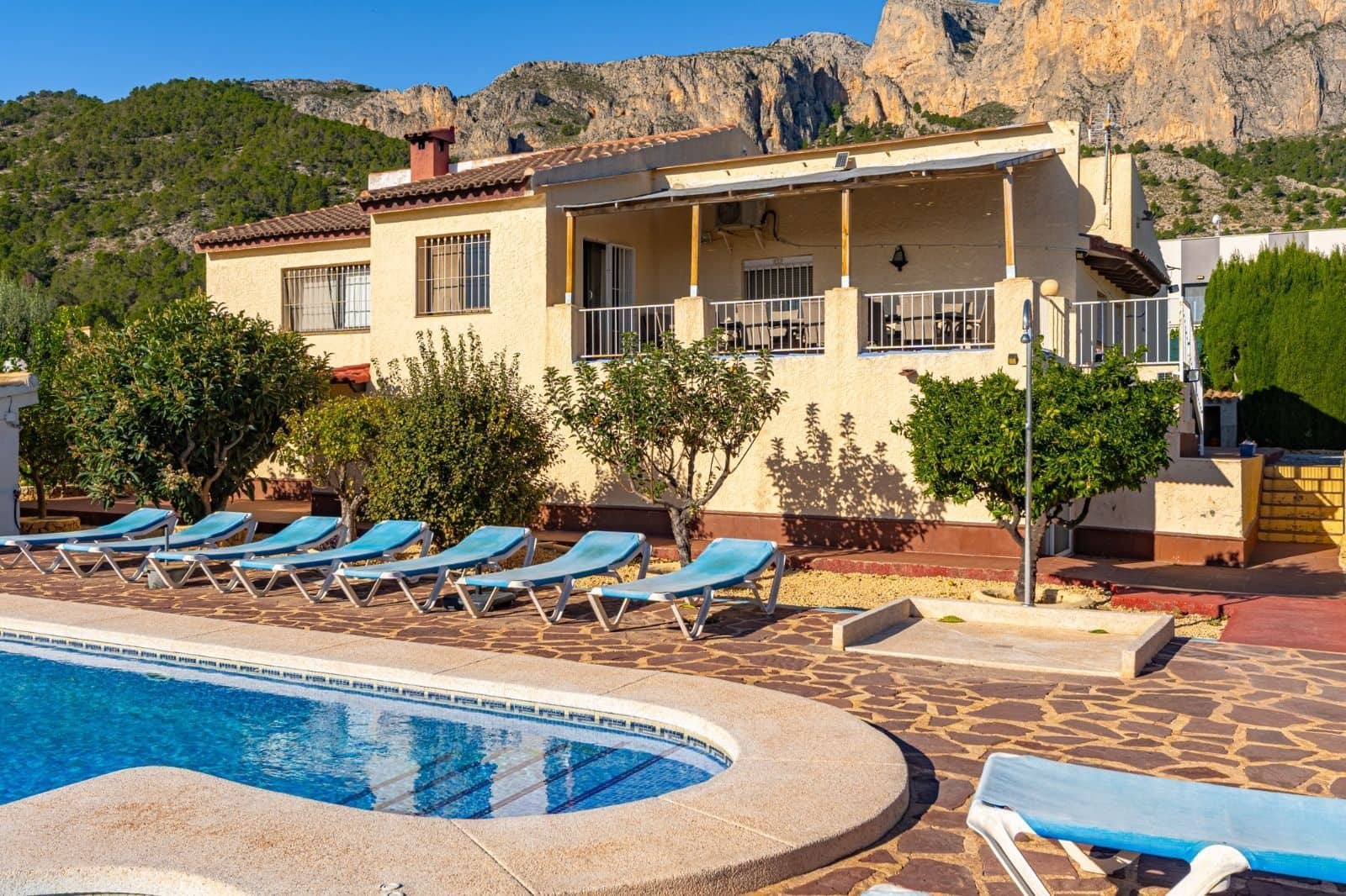 6 camera da letto Villa in vendita in La Nucia con piscina garage - 765.000 € (Rif: 9833336)