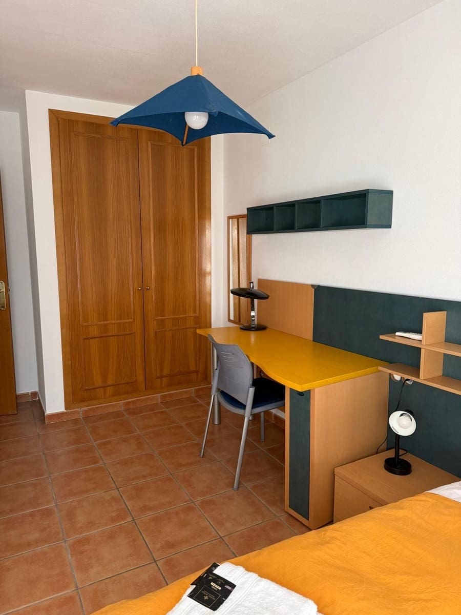 4 bedroom Semi-detached Villa for rent in Alicante / Alacant city with pool garage - € 2,300 (Ref: 9842629)