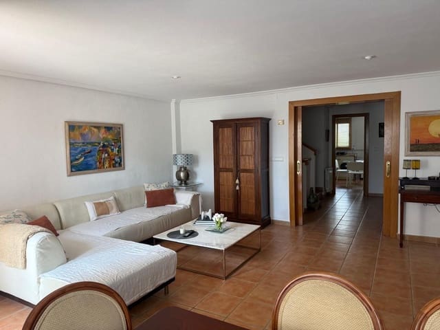 4 soveværelse Semi-Rækkehus til leje i Alicante Golf, Alicante by med swimmingpool garage - € 2.300 (Ref: 9842629)