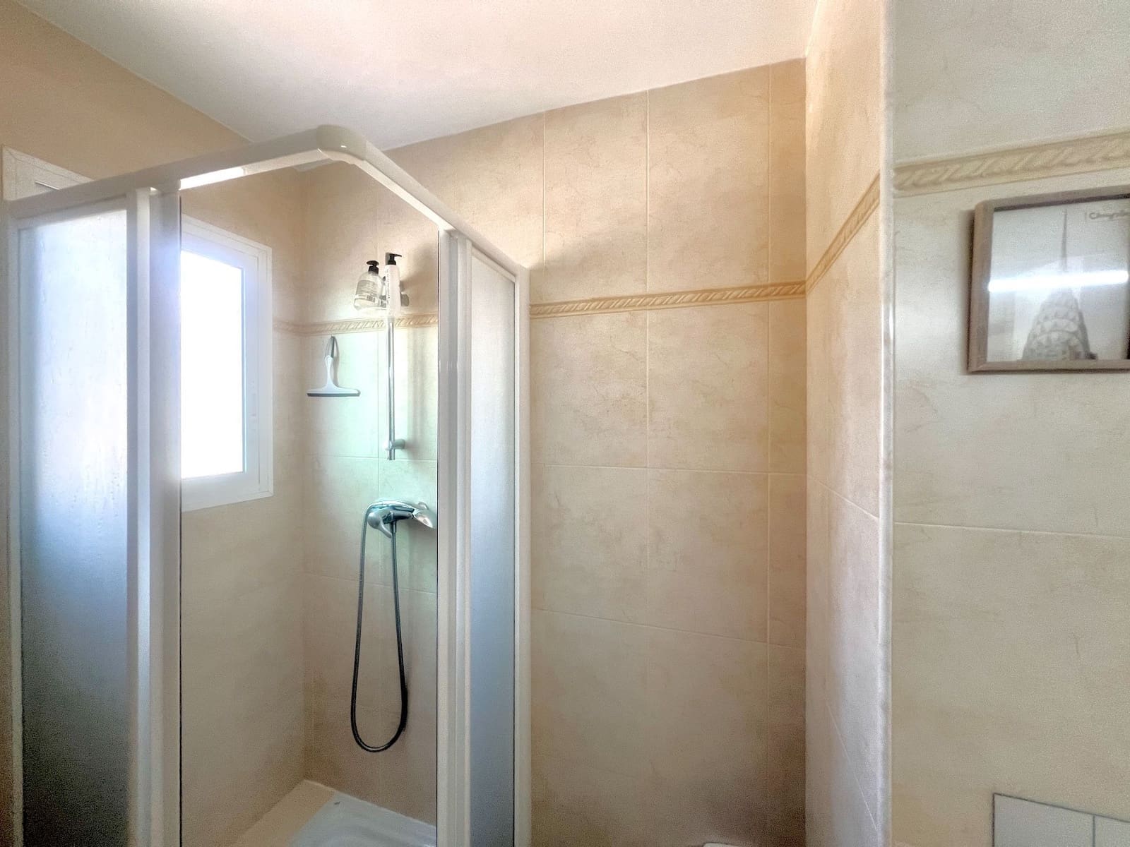 2 slaapkamer Flat te koop in Alicante stad met zwembad garage - € 275.000 (Ref: 9869897)