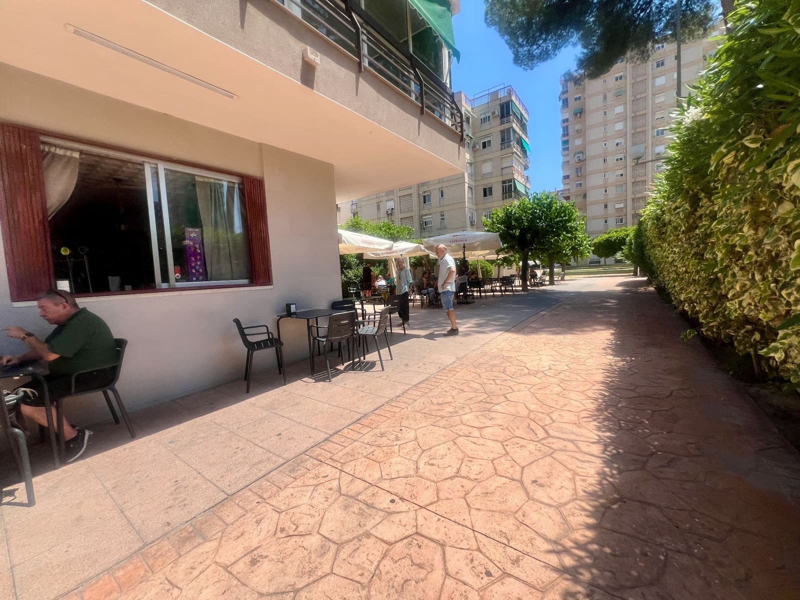 2 slaapkamer Flat te koop in Alicante stad met zwembad garage - € 275.000 (Ref: 9869897)