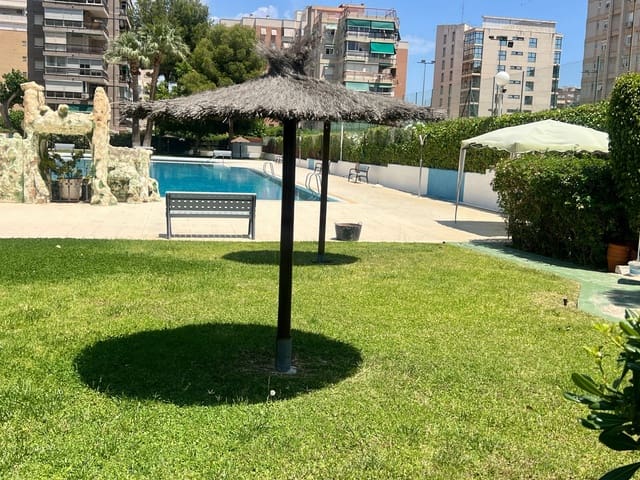 2 slaapkamer Flat te koop in Albufereta, Alicante stad met zwembad garage - € 275.000 (Ref: 9869897)