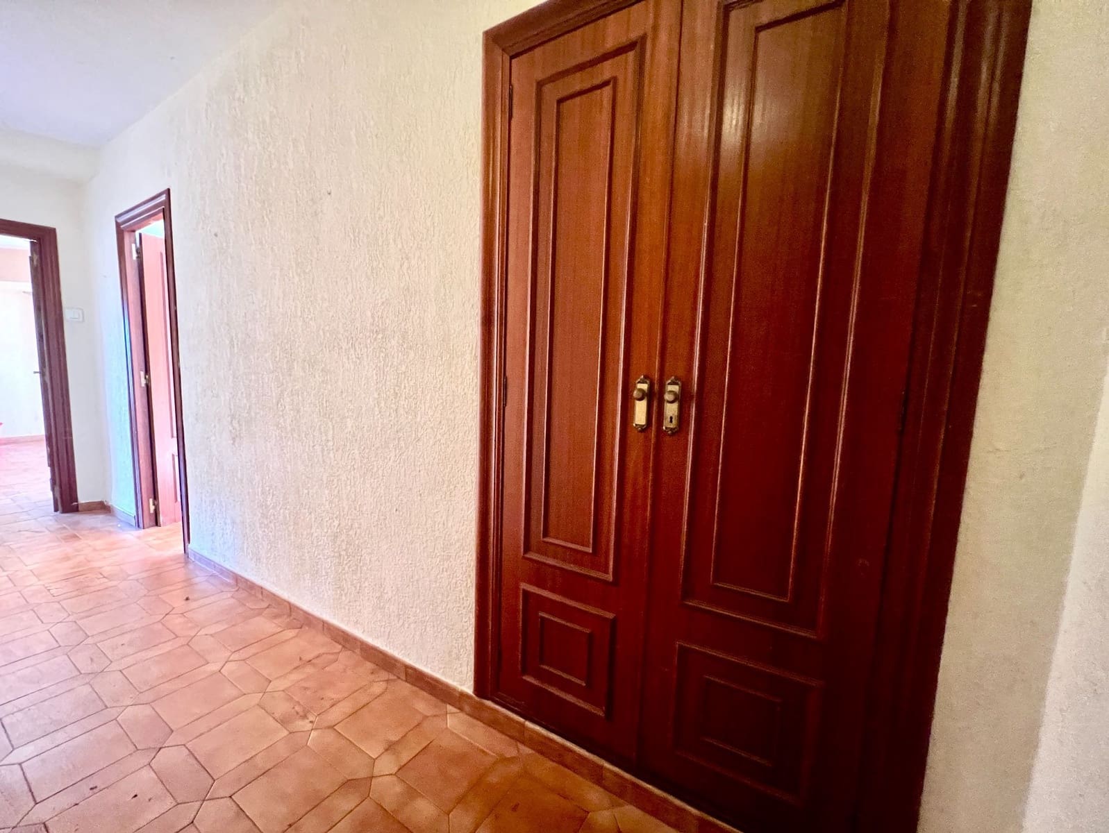 3 sovrum Lägenhet till salu i Alicante stad - 198 000 € (Ref: 9900185)