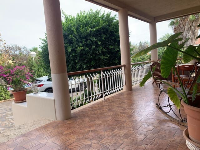 3 Zimmer Villa zu verkaufen in Muchamiel / Mutxamel mit Pool Garage - 592.000 € (Ref: 9998119)