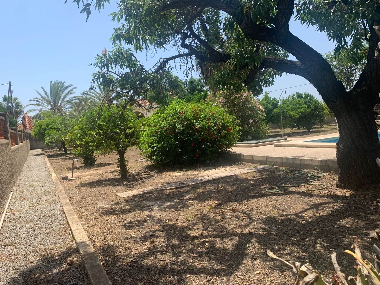 3 Zimmer Villa zu verkaufen in Muchamiel / Mutxamel mit Pool Garage - 592.000 € (Ref: 9998119)