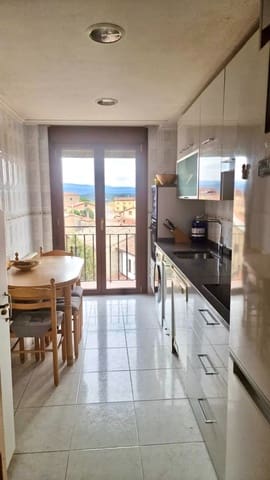 3 sypialnia Mieszkanie do wynajęcia w Cabrejas del Pinar - 1 000 € (Ref: 9998120)