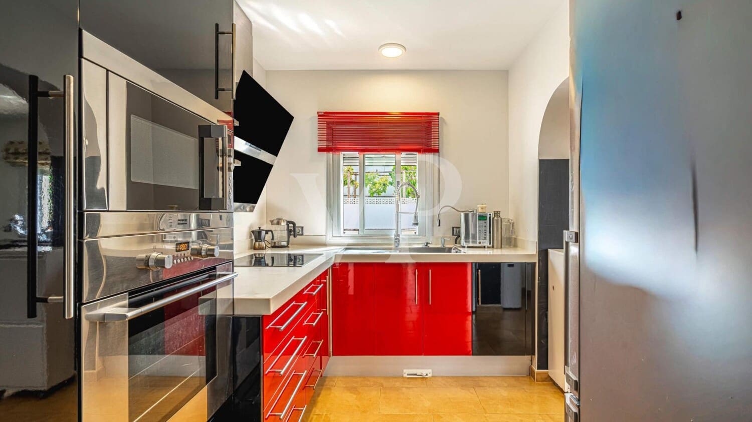 3 slaapkamer Huis te koop in Costa del Silencio met zwembad - € 670.000 (Ref: 10010350)