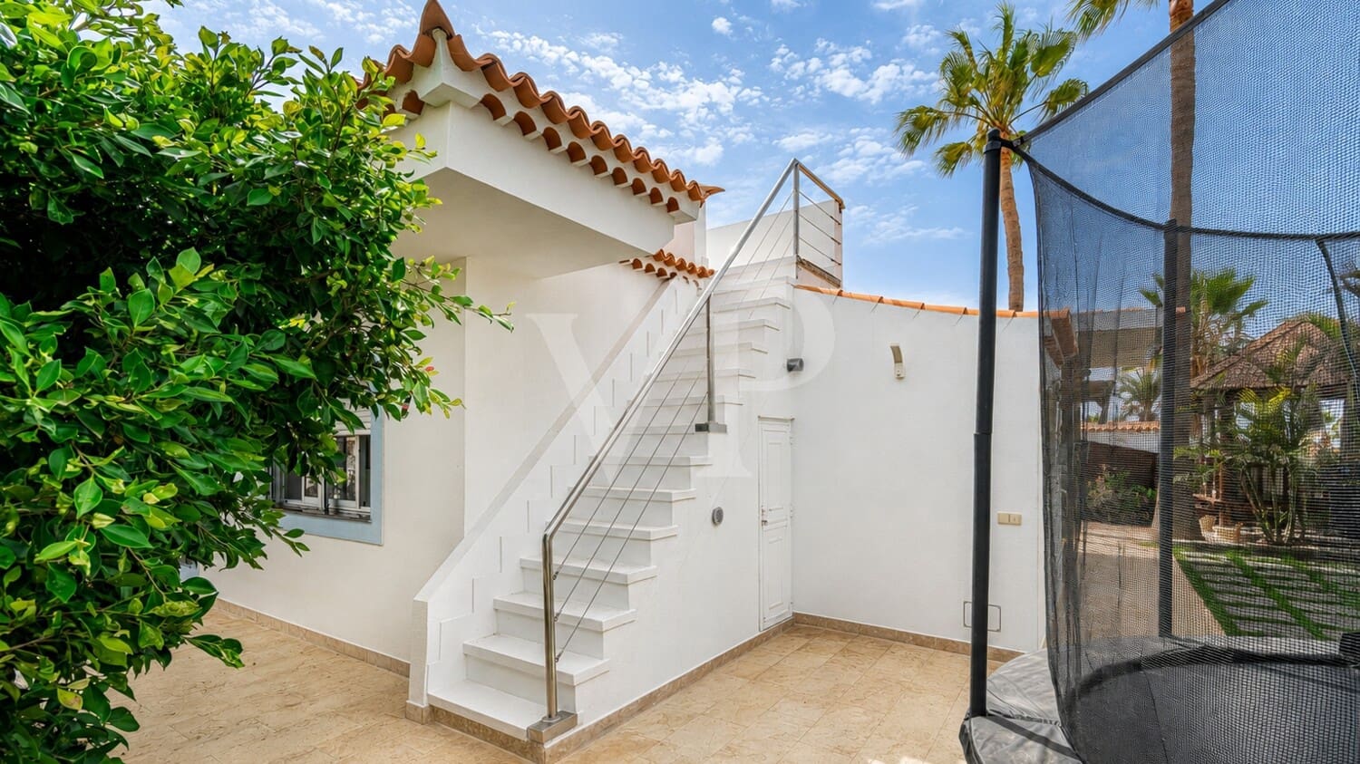 3 slaapkamer Huis te koop in Costa del Silencio met zwembad - € 670.000 (Ref: 10010350)