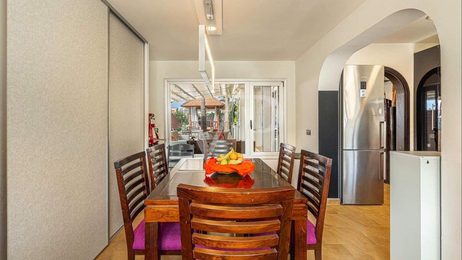 3 slaapkamer Huis te koop in Costa del Silencio met zwembad - € 670.000 (Ref: 10010350)