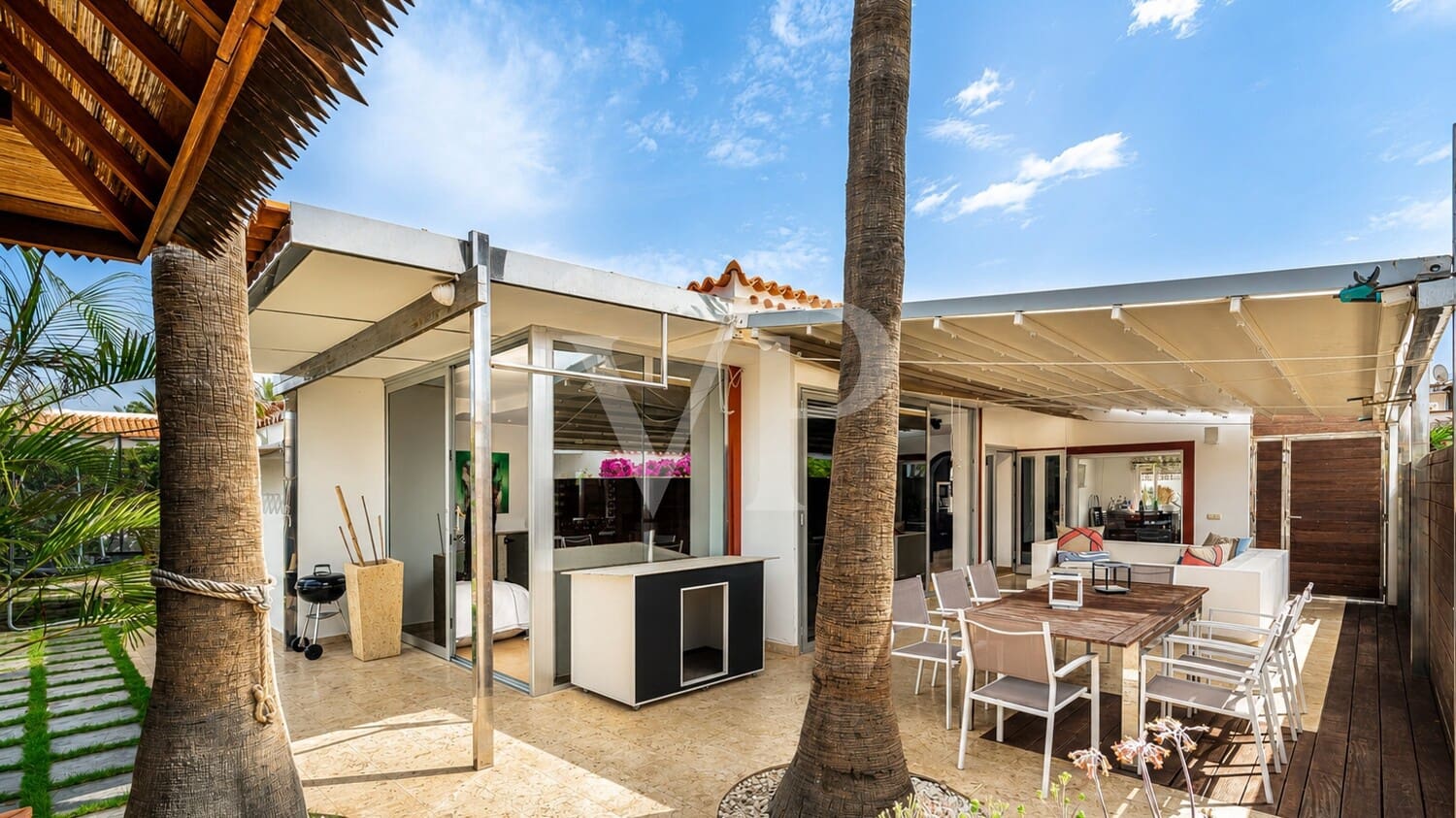 3 slaapkamer Huis te koop in Costa del Silencio met zwembad - € 670.000 (Ref: 10010350)