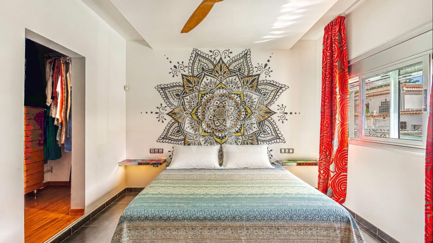 3 slaapkamer Huis te koop in Costa del Silencio met zwembad - € 670.000 (Ref: 10010350)
