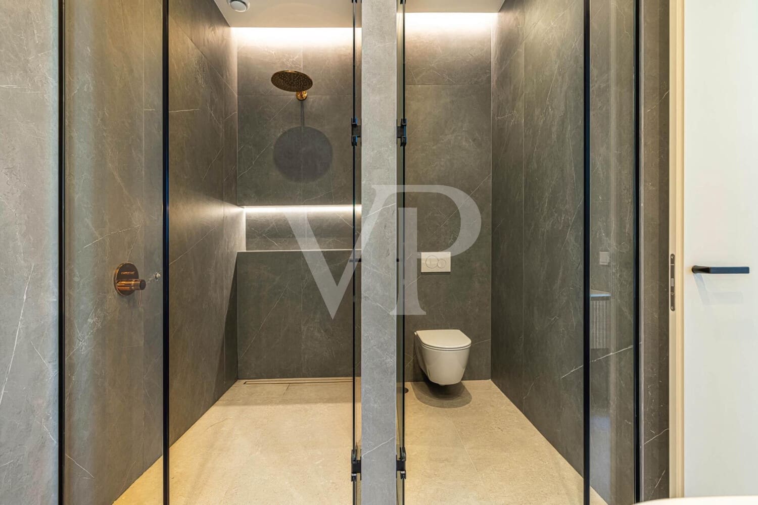 4 sypialnia Willa na sprzedaż w Guia de Isora z basenem - 6 500 000 € (Ref: 10010351)