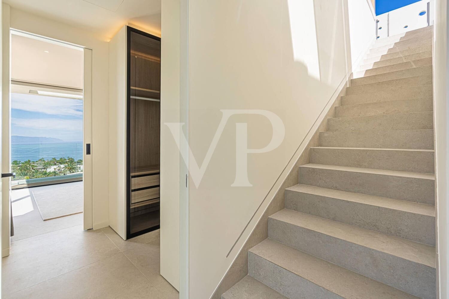 4 sypialnia Willa na sprzedaż w Guia de Isora z basenem - 6 500 000 € (Ref: 10010351)