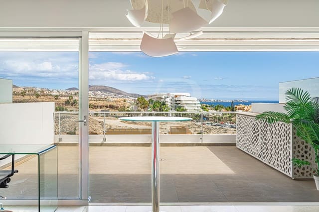 2 slaapkamer Penthouse te koop in La Caleta Adeje, Adeje met zwembad - € 1.590.000 (Ref: 10048796)