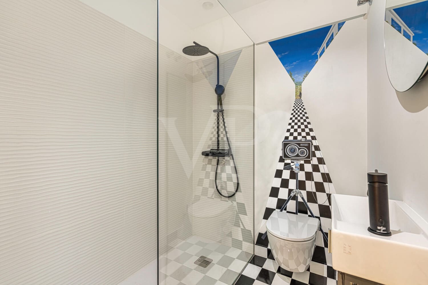 2 slaapkamer Penthouse te koop in La Caleta Adeje met zwembad - € 1.590.000 (Ref: 10048796)