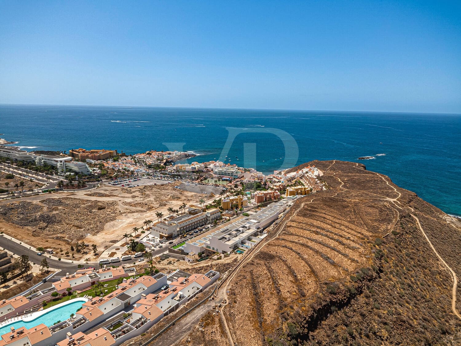 2 slaapkamer Penthouse te koop in La Caleta Adeje met zwembad - € 1.590.000 (Ref: 10048796)