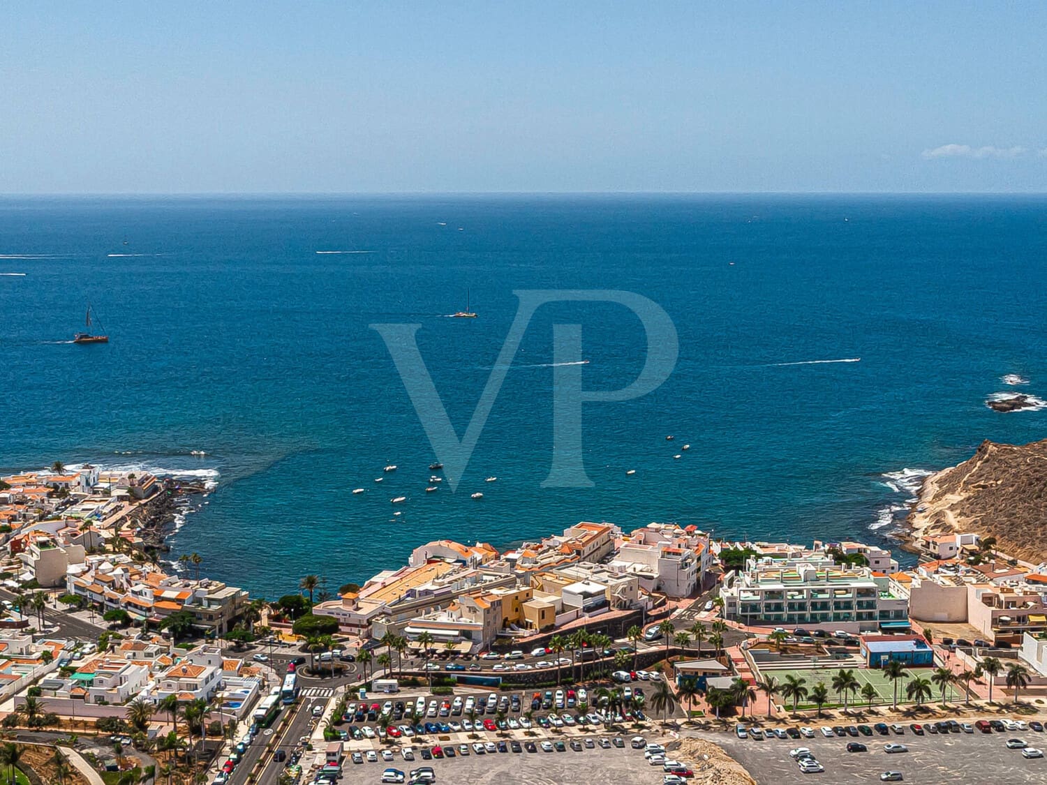 2 slaapkamer Penthouse te koop in La Caleta Adeje met zwembad - € 1.590.000 (Ref: 10048796)