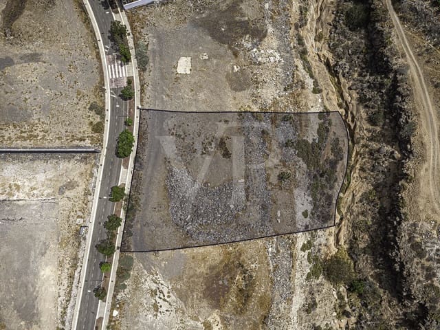Terreno Não Urbanizado para venda em Playa Fañabe, Adeje - 2 300 000 € (Ref: 10048798)