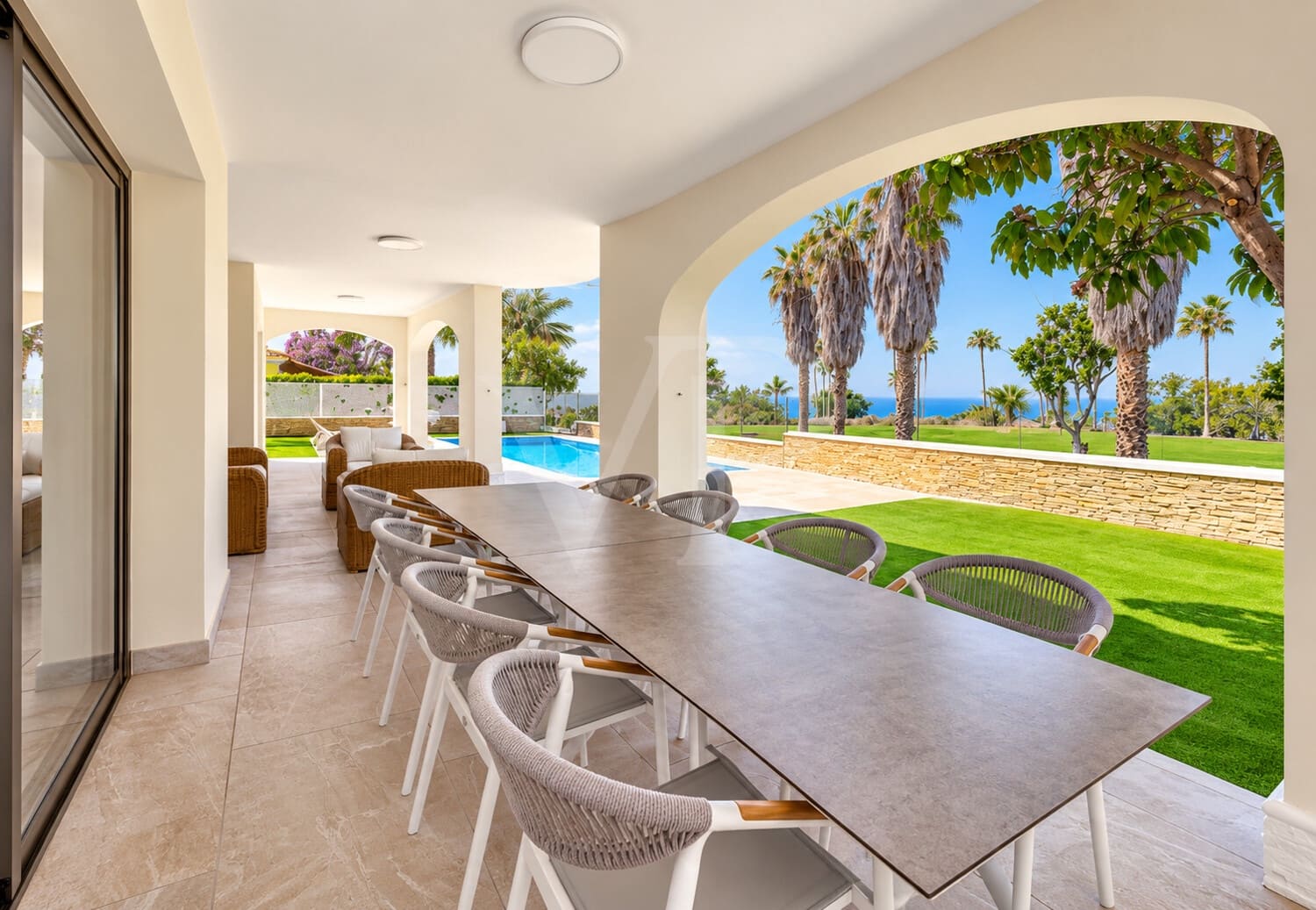 4 chambre Villa/Maison à vendre à Costa Adeje avec piscine - 3 500 000 € (Ref: 10063928)