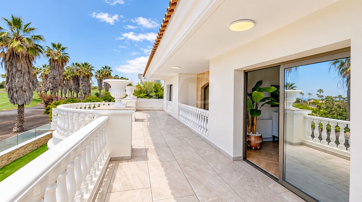 4 chambre Villa/Maison à vendre à Costa Adeje avec piscine - 3 500 000 € (Ref: 10063928)