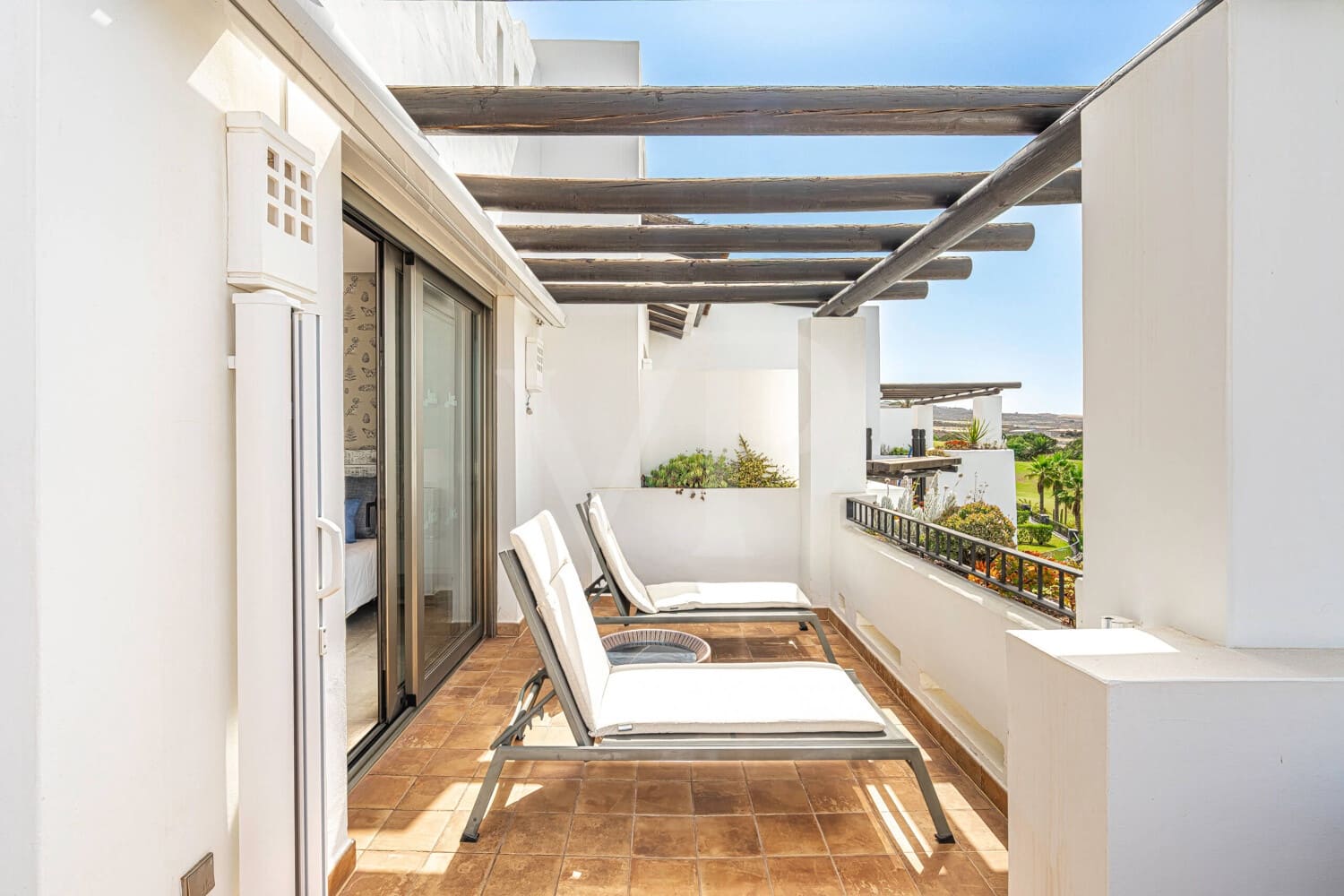 2 Zimmer Penthouse zu verkaufen in Guia de Isora mit Pool - 1.590.000 € (Ref: 10080492)
