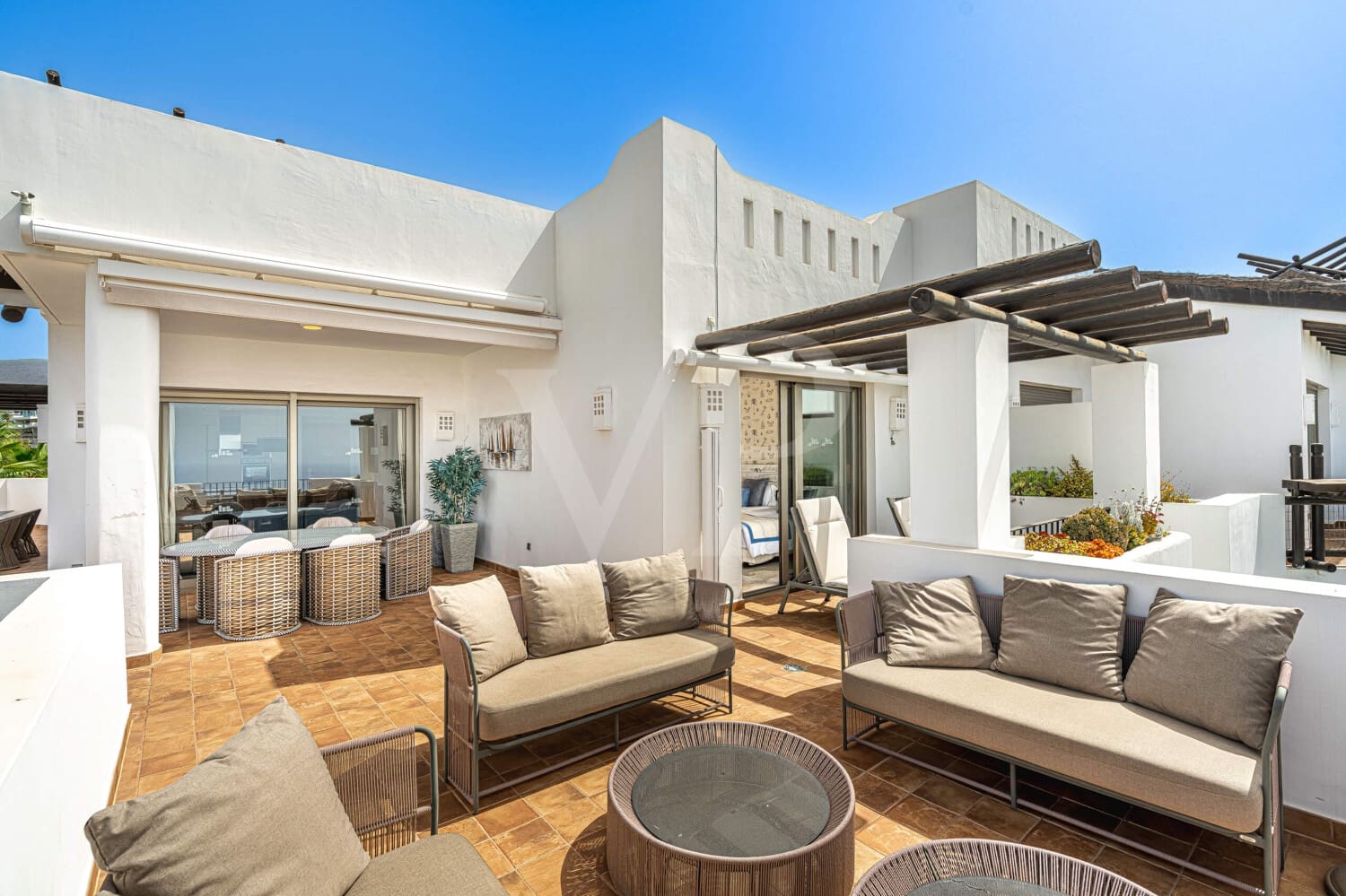 2 Zimmer Penthouse zu verkaufen in Guia de Isora mit Pool - 1.590.000 € (Ref: 10080492)