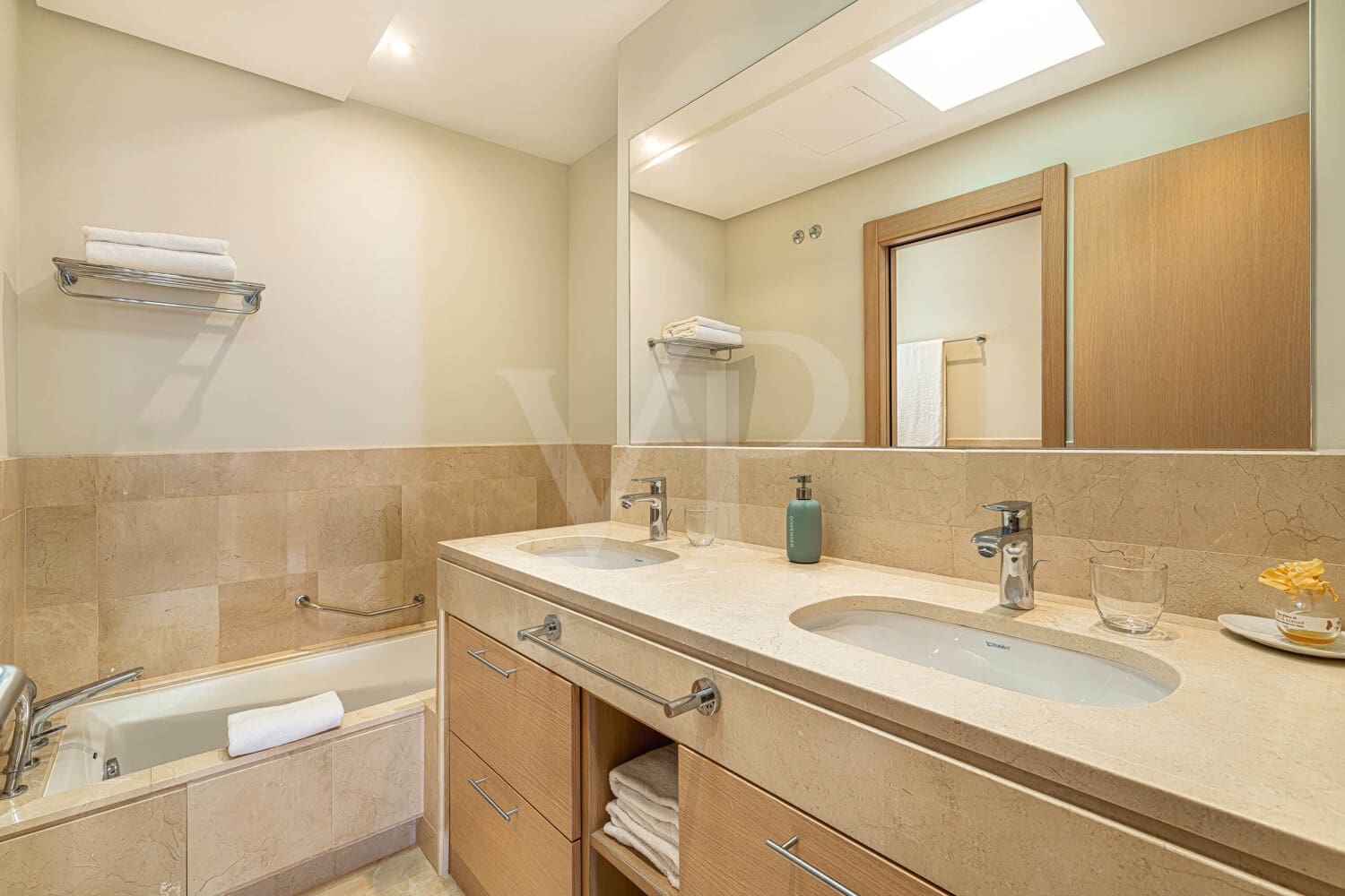 2 Zimmer Penthouse zu verkaufen in Guia de Isora mit Pool - 1.590.000 € (Ref: 10080492)