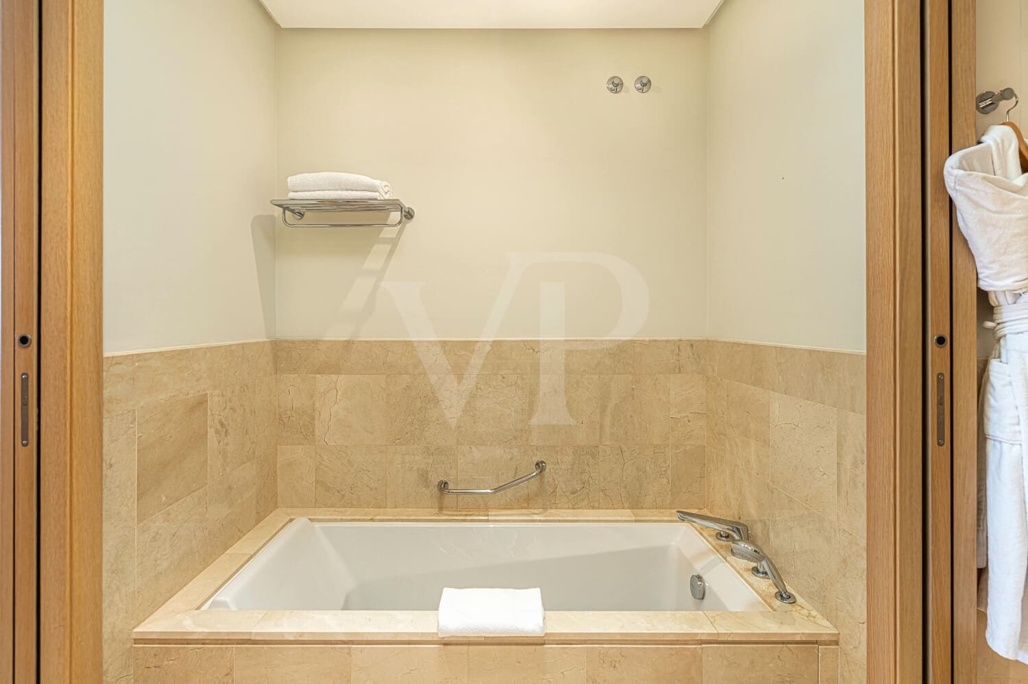 2 Zimmer Penthouse zu verkaufen in Guia de Isora mit Pool - 1.590.000 € (Ref: 10080492)