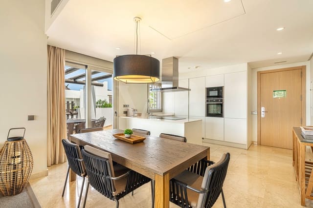 2 Zimmer Penthouse zu verkaufen in Guía de Isora mit Pool - 1.590.000 € (Ref: 10080492)