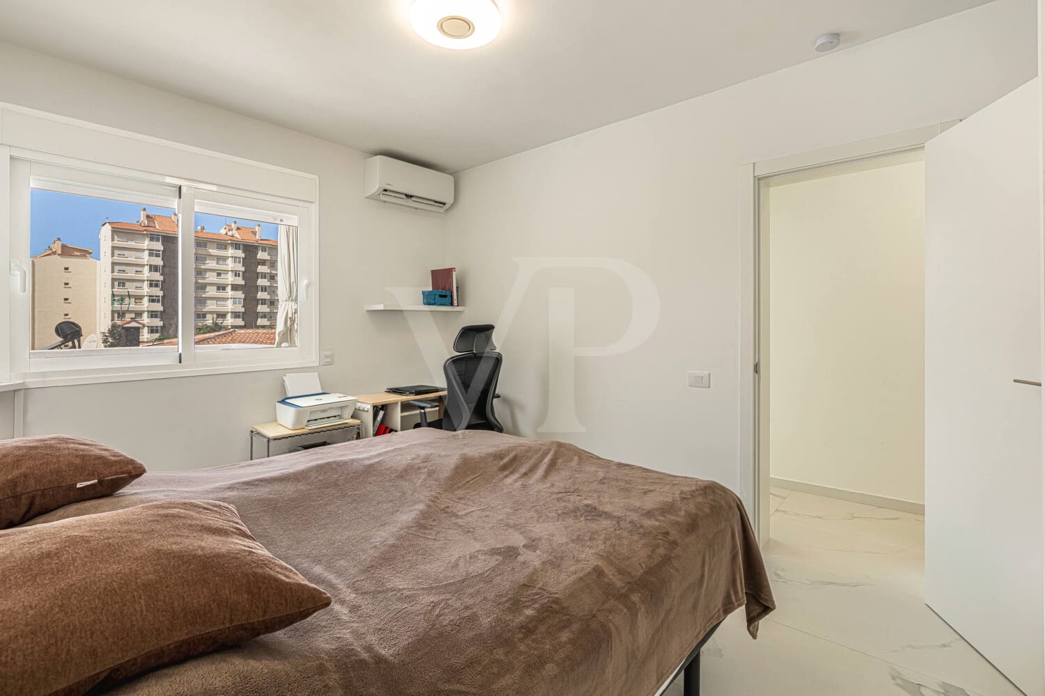3 sovrum Hus till salu i Los Cristianos med pool - 1 295 000 € (Ref: 10088877)