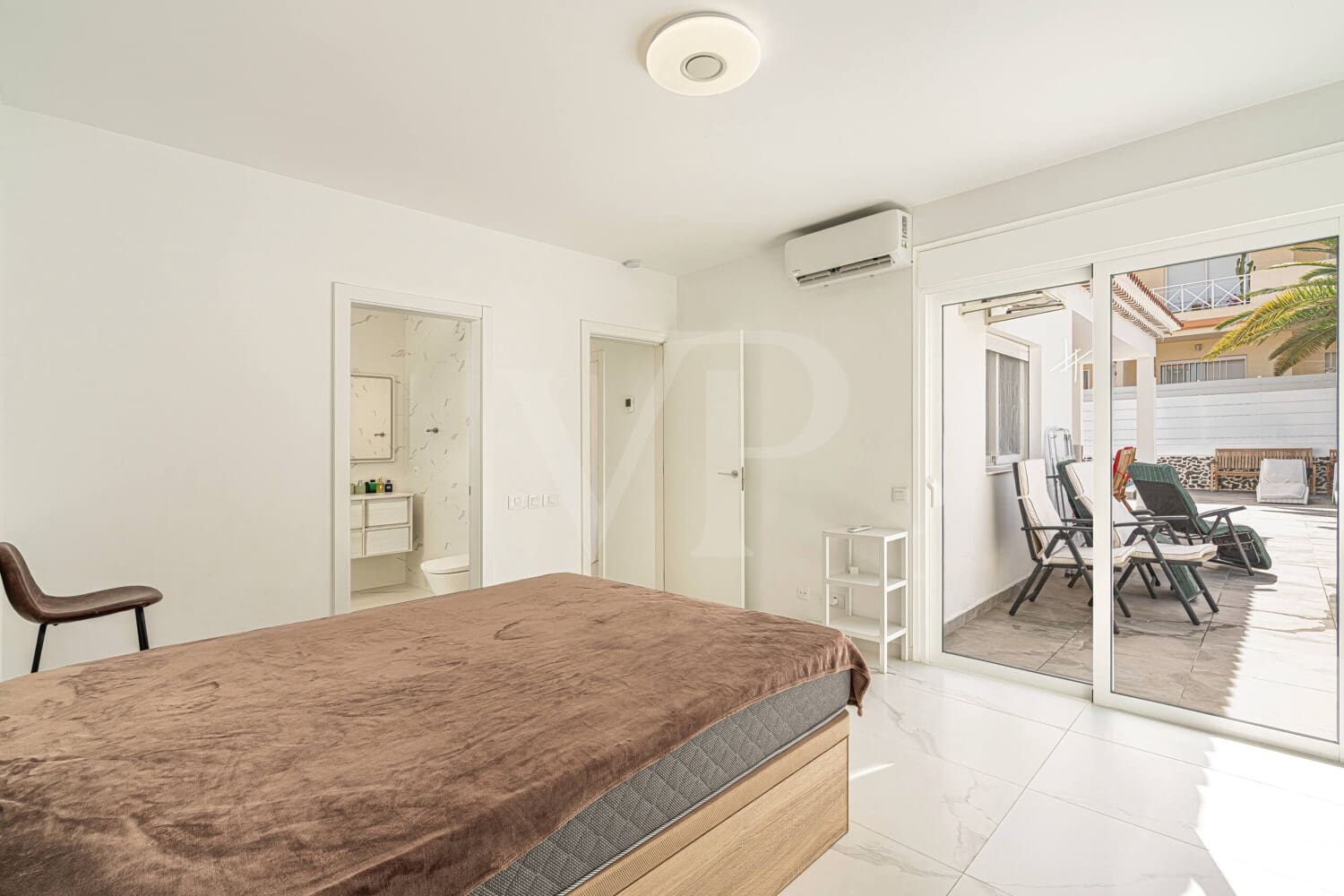 3 sovrum Hus till salu i Los Cristianos med pool - 1 295 000 € (Ref: 10088877)