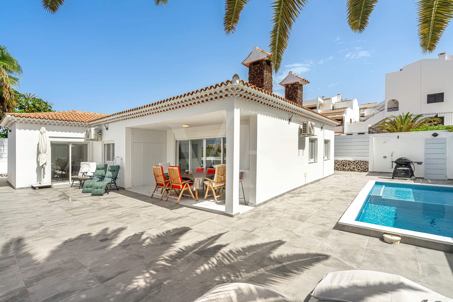 3 sovrum Hus till salu i Los Cristianos med pool - 1 295 000 € (Ref: 10088877)