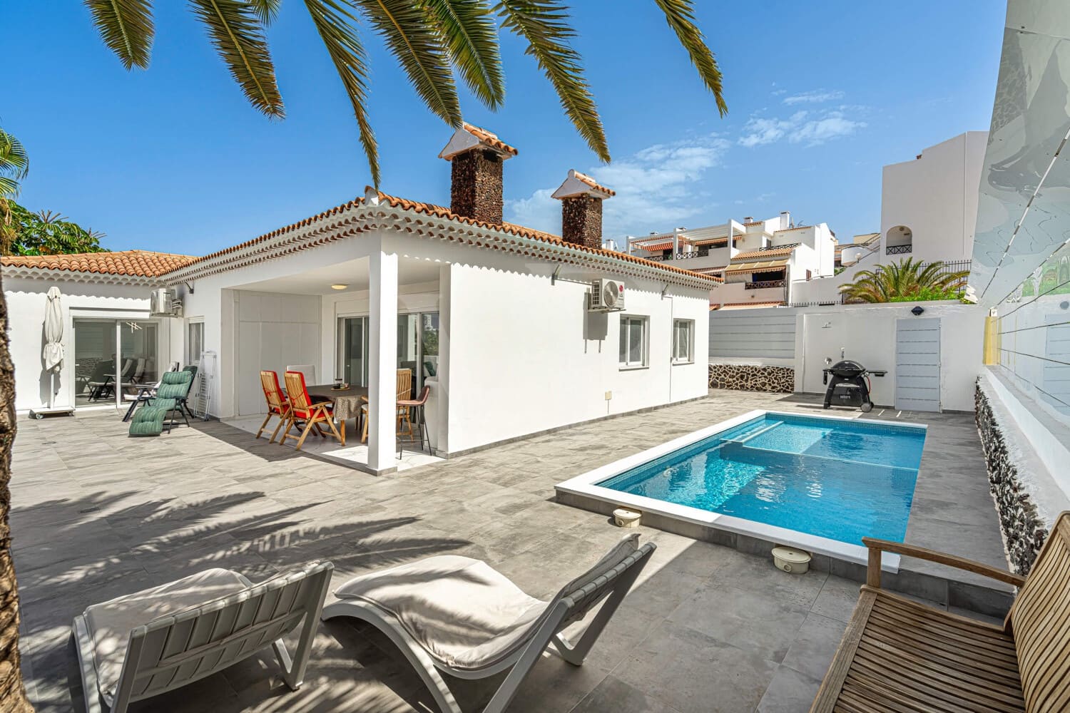 3 sovrum Hus till salu i Los Cristianos med pool - 1 295 000 € (Ref: 10088877)