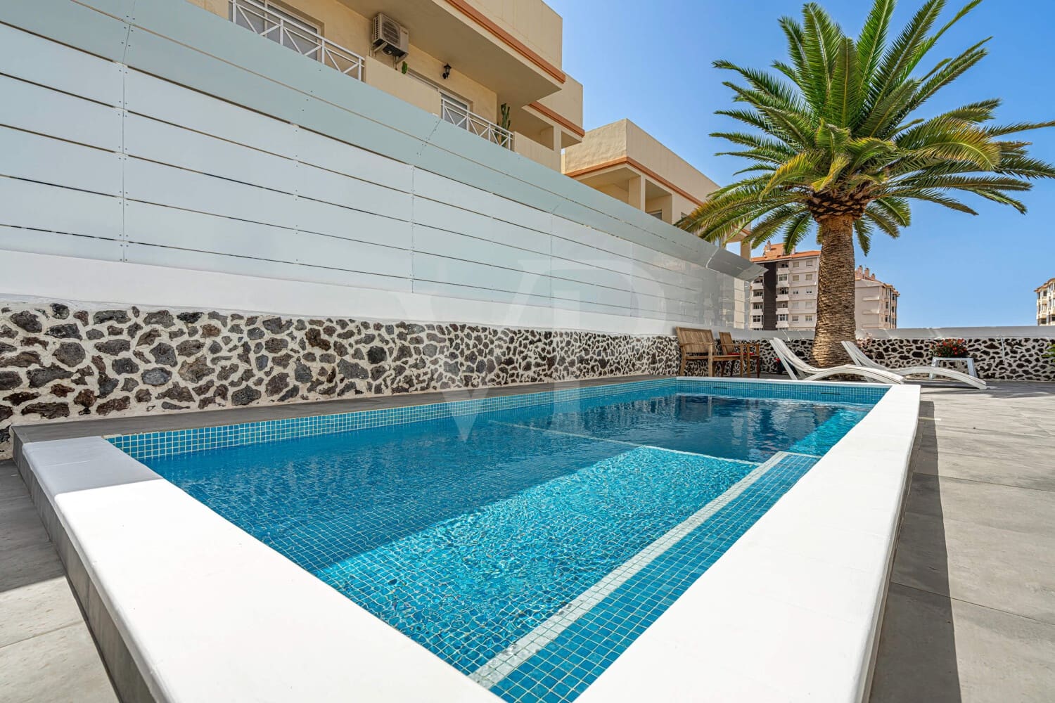 3 sovrum Hus till salu i Los Cristianos med pool - 1 295 000 € (Ref: 10088877)
