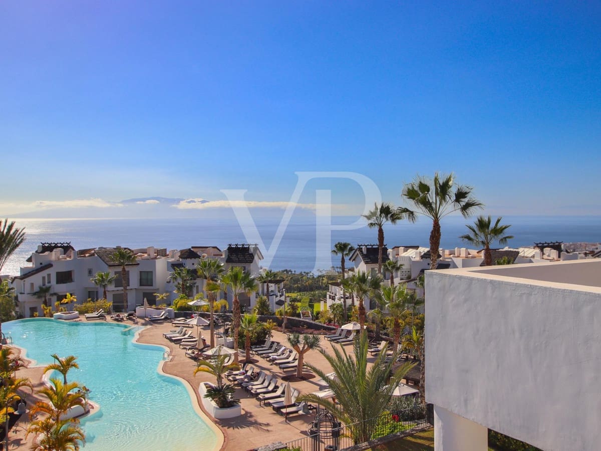 3 chambre Penthouse à vendre à Guia de Isora avec piscine - 1 599 000 € (Ref: 10099681)