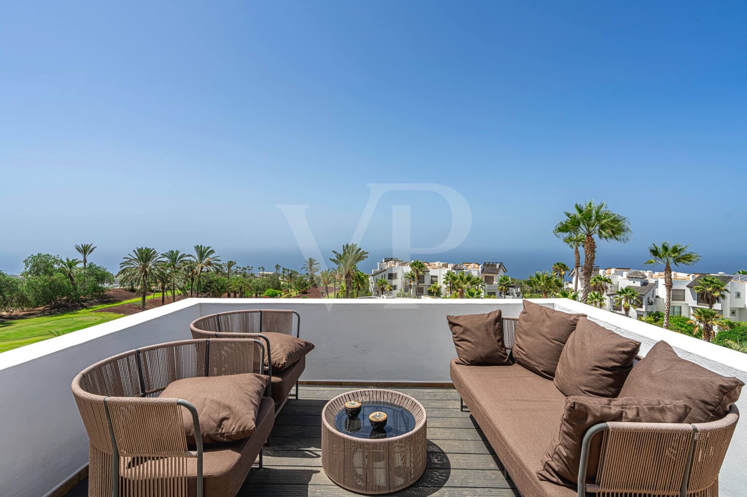 3 chambre Penthouse à vendre à Guia de Isora avec piscine - 1 599 000 € (Ref: 10099681)