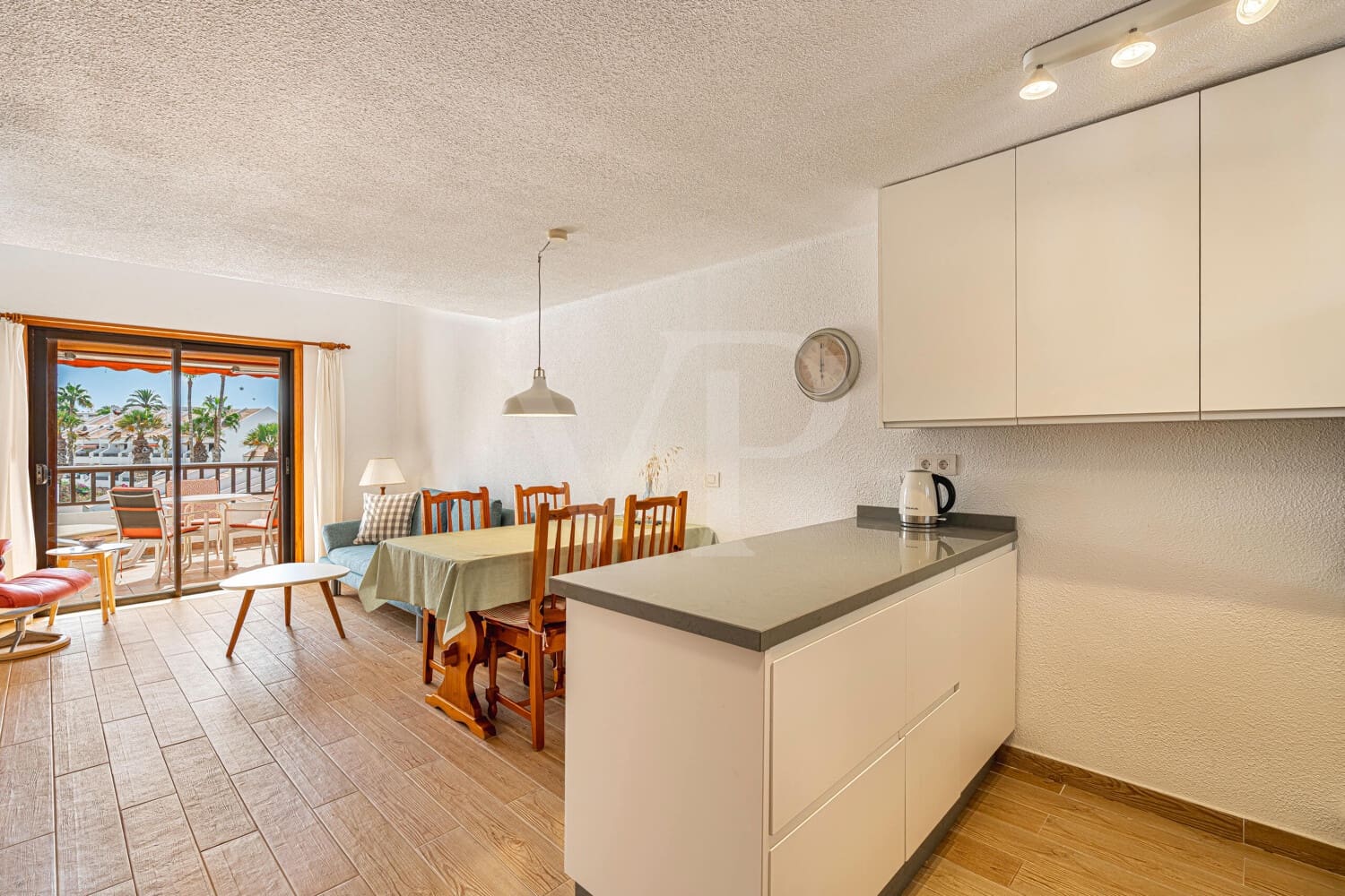 1 quarto Apartamento para venda em Playa de las Americas com piscina - 399 000 € (Ref: 10118809)
