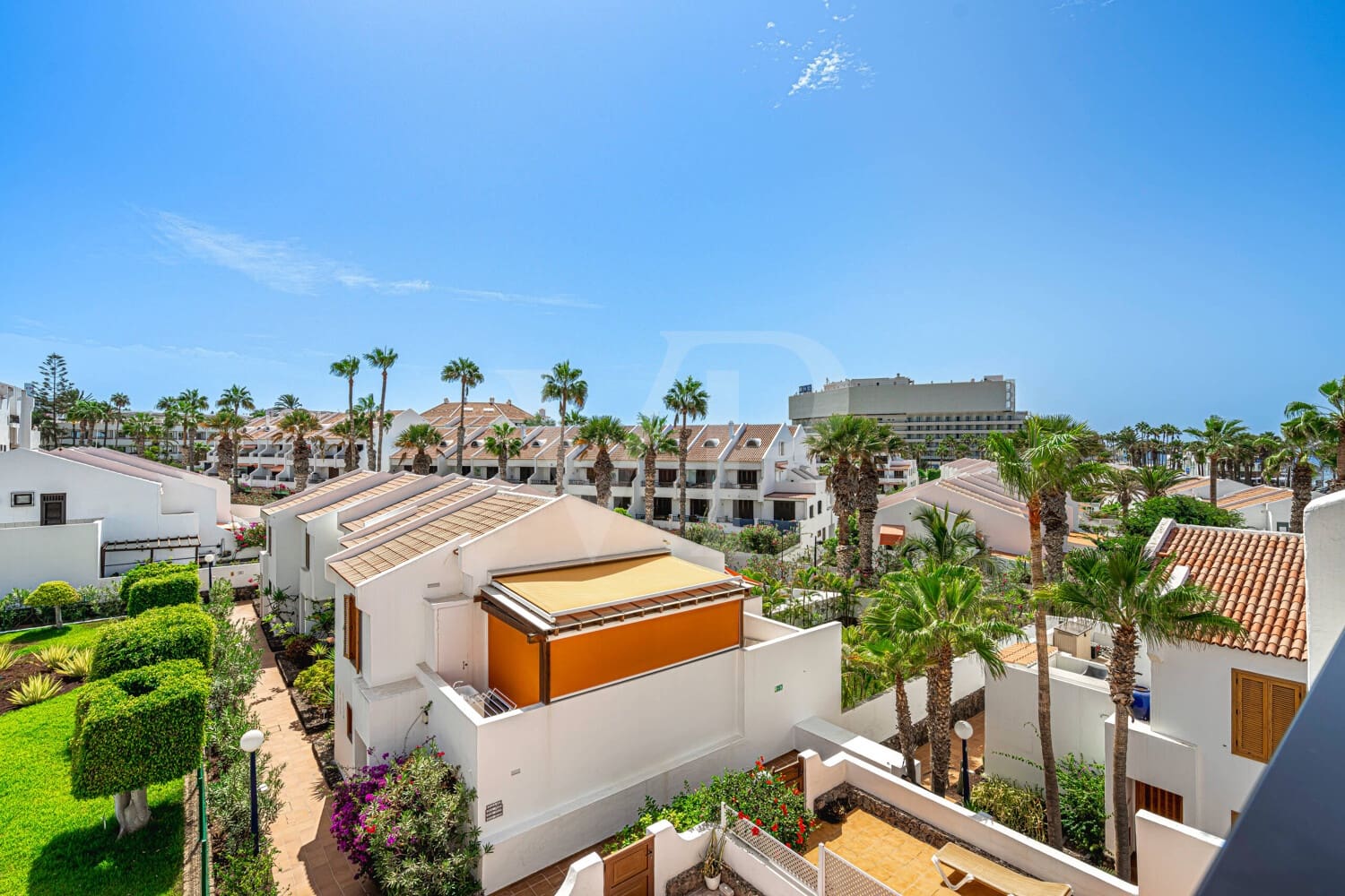 1 quarto Apartamento para venda em Playa de las Americas com piscina - 399 000 € (Ref: 10118809)