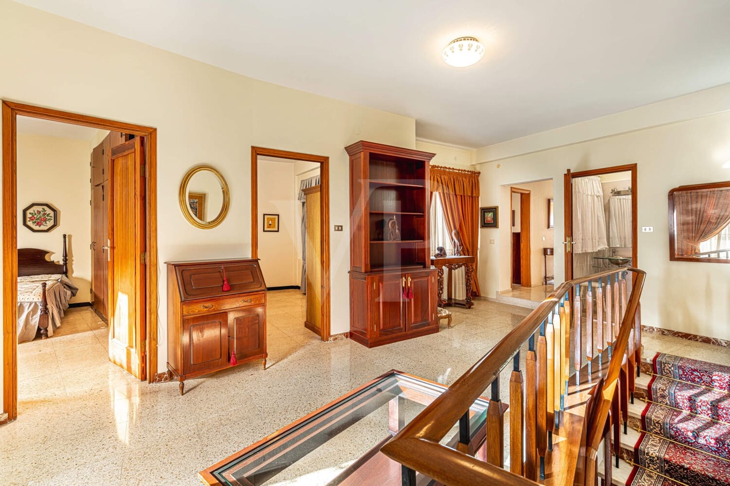 6 bedroom Townhouse for sale in Guia de Isora with garage - € 450,000 (Ref: 10118810)