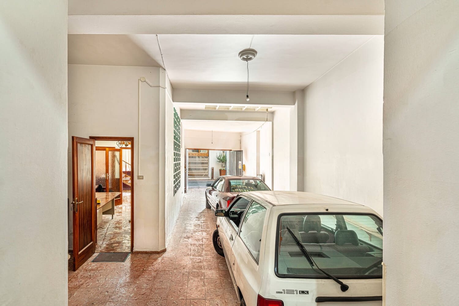 6 bedroom Townhouse for sale in Guia de Isora with garage - € 450,000 (Ref: 10118810)