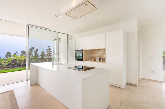3 sovrum Villa till salu i Guía de Isora med pool garage - 1 700 000 € (Ref: 10128242)