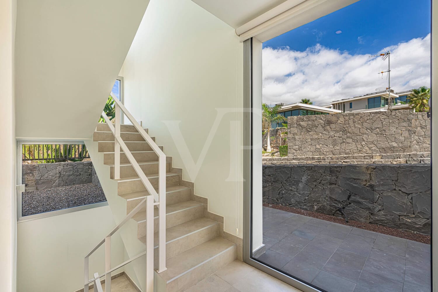 3 sovrum Villa till salu i Guia de Isora med pool garage - 1 700 000 € (Ref: 10128242)