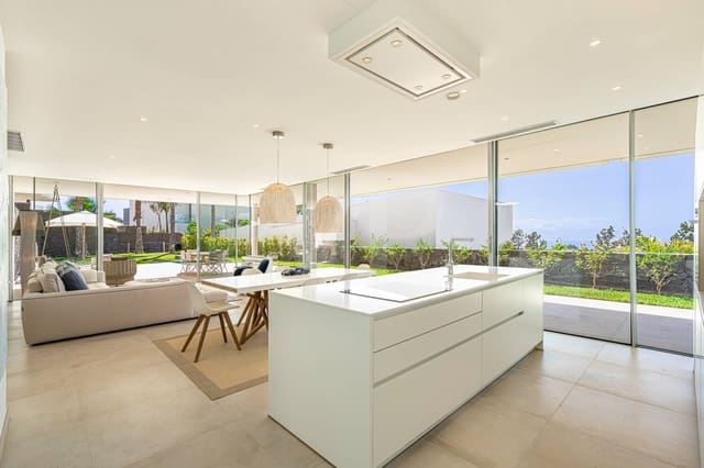 3 sovrum Villa till salu i Guía de Isora med pool garage - 1 700 000 € (Ref: 10128242)