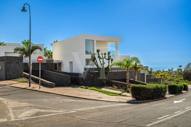 3 sovrum Villa till salu i Guía de Isora med pool garage - 1 700 000 € (Ref: 10128242)