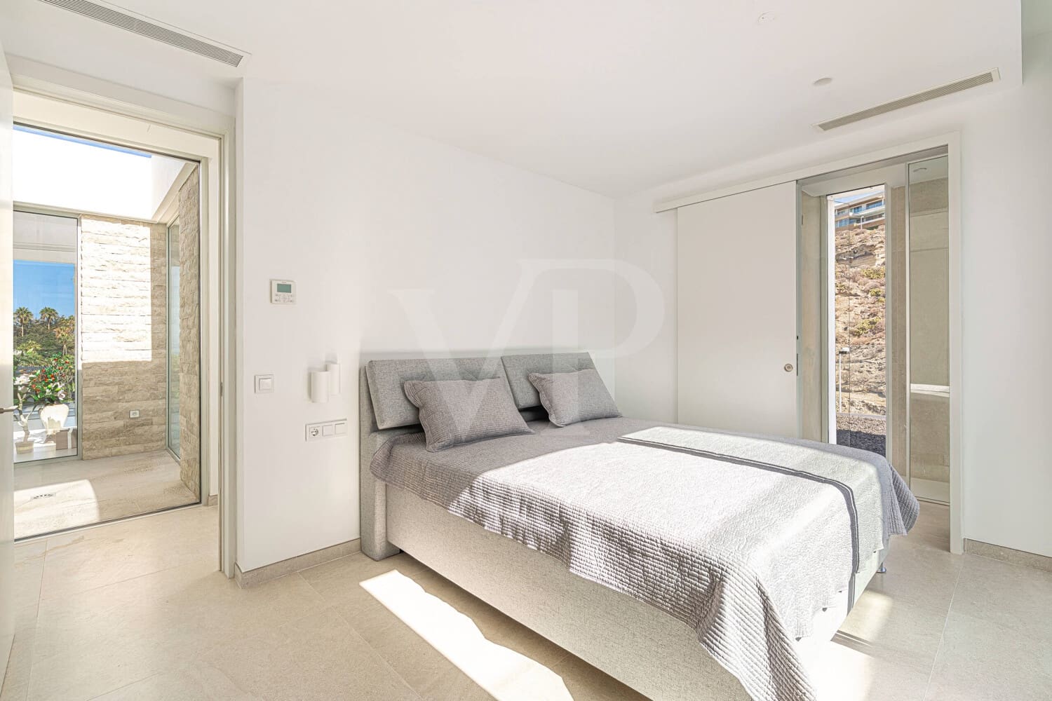 4 sovrum Villa till salu i Costa Adeje med pool garage - 2 500 000 € (Ref: 10131374)